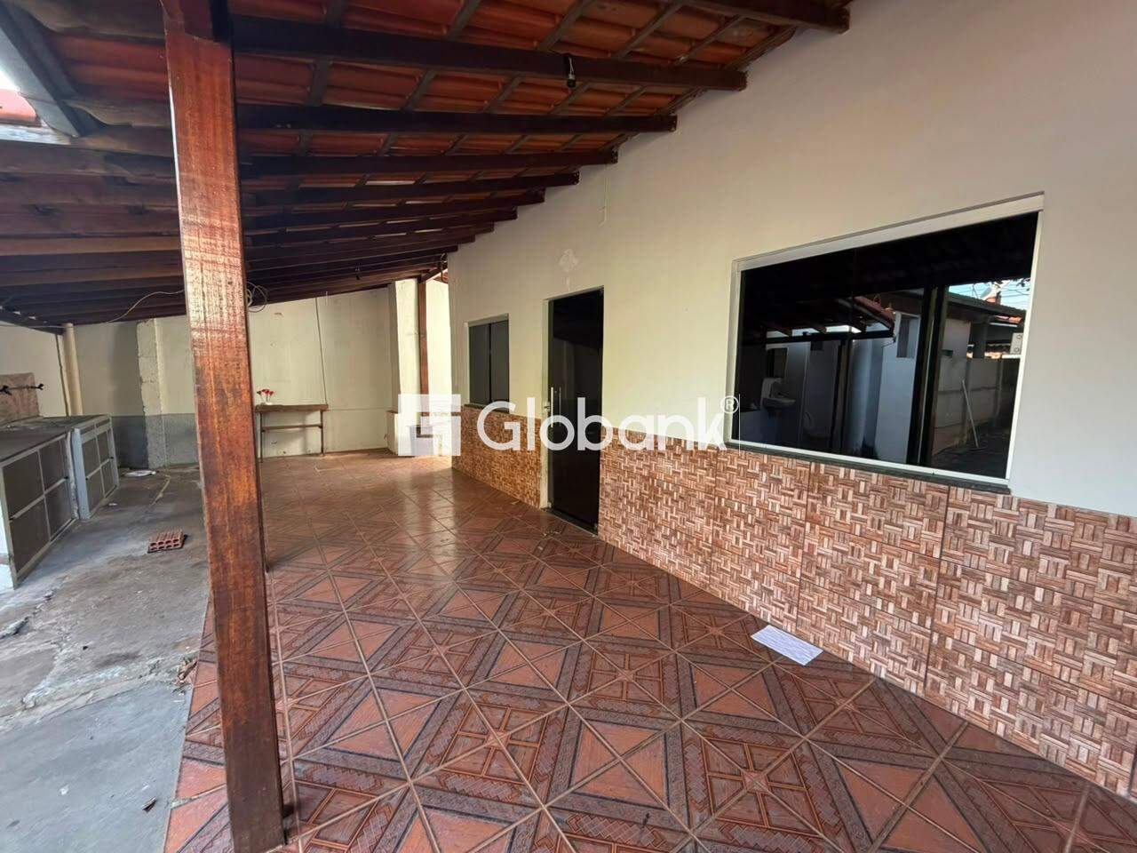 Casa 3 quartos para aluguel Maracanã 70m² Montes Claros MG: 