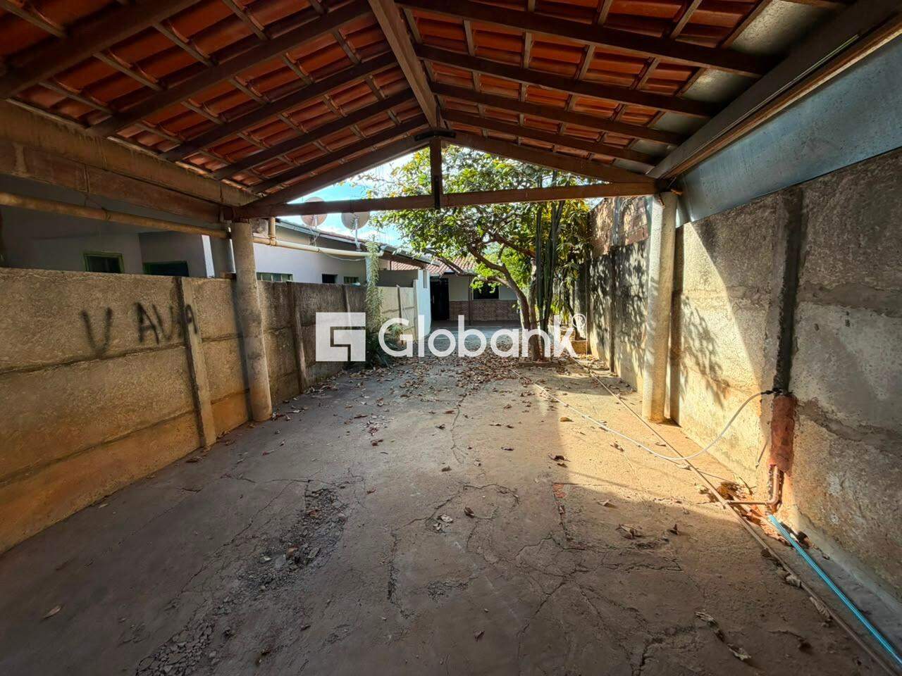 Casa 3 quartos para aluguel Maracanã 70m² Montes Claros MG: 