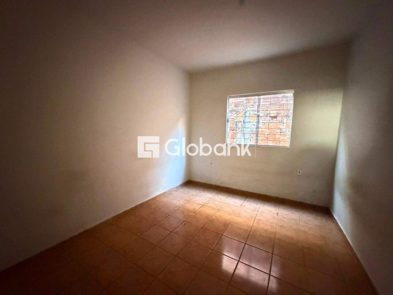 Casa 3 quartos para aluguel Maracanã 70m² Montes Claros MG: 