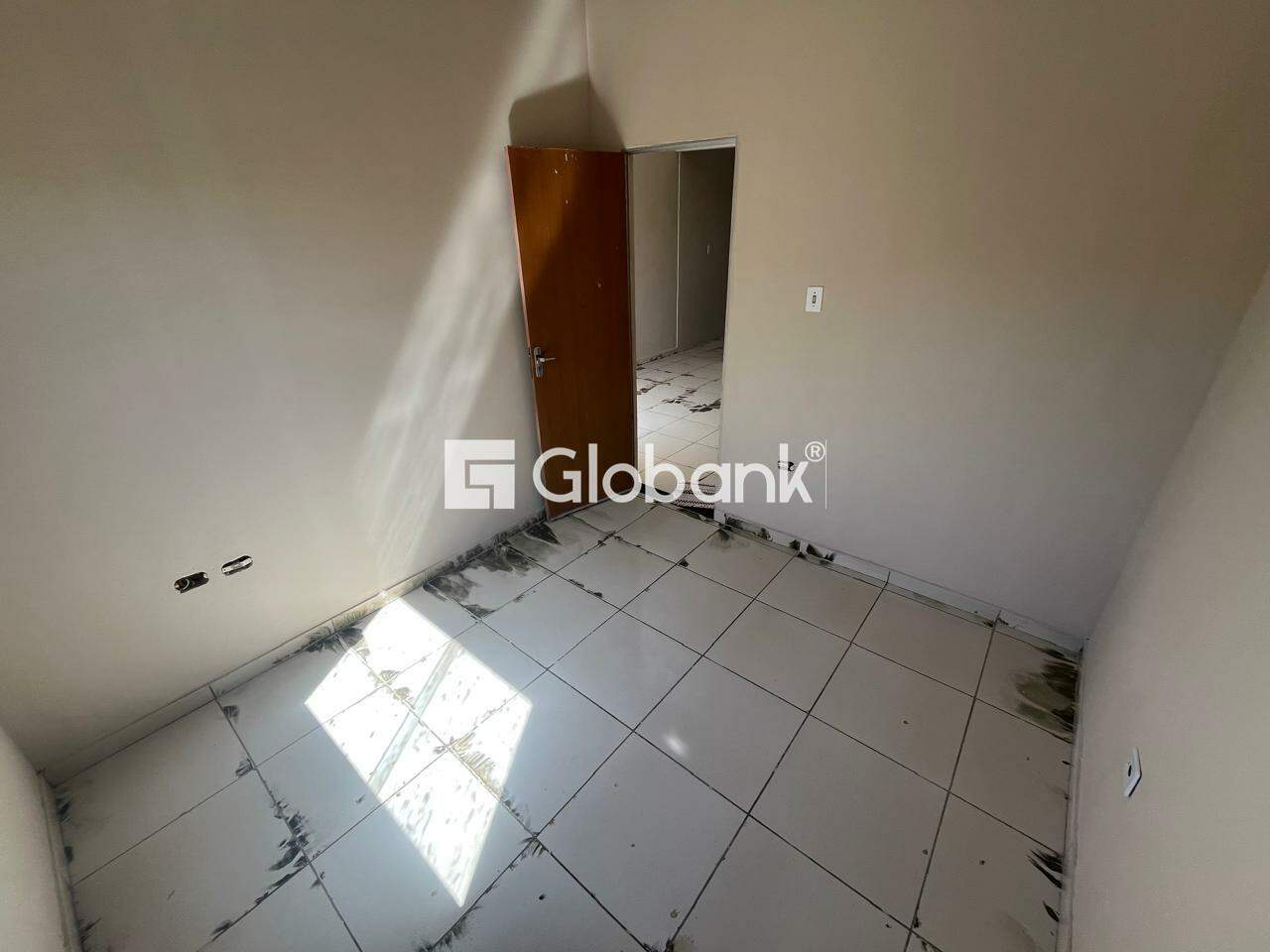 Casa 2 quartos à venda Santo Inácio 65m² Montes Claros MG: 