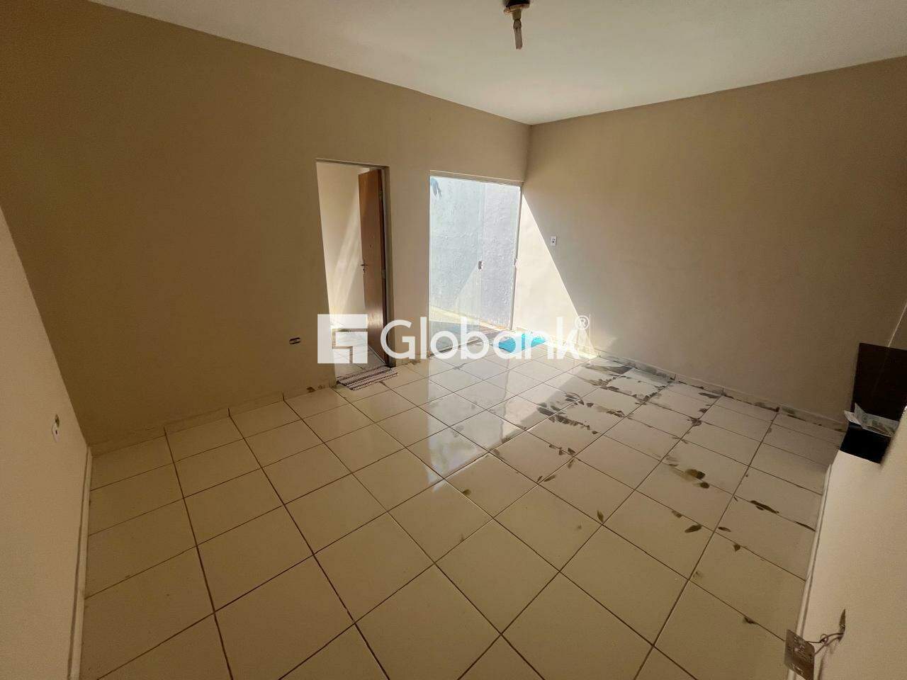 Casa 2 quartos à venda Santo Inácio 65m² Montes Claros MG: 