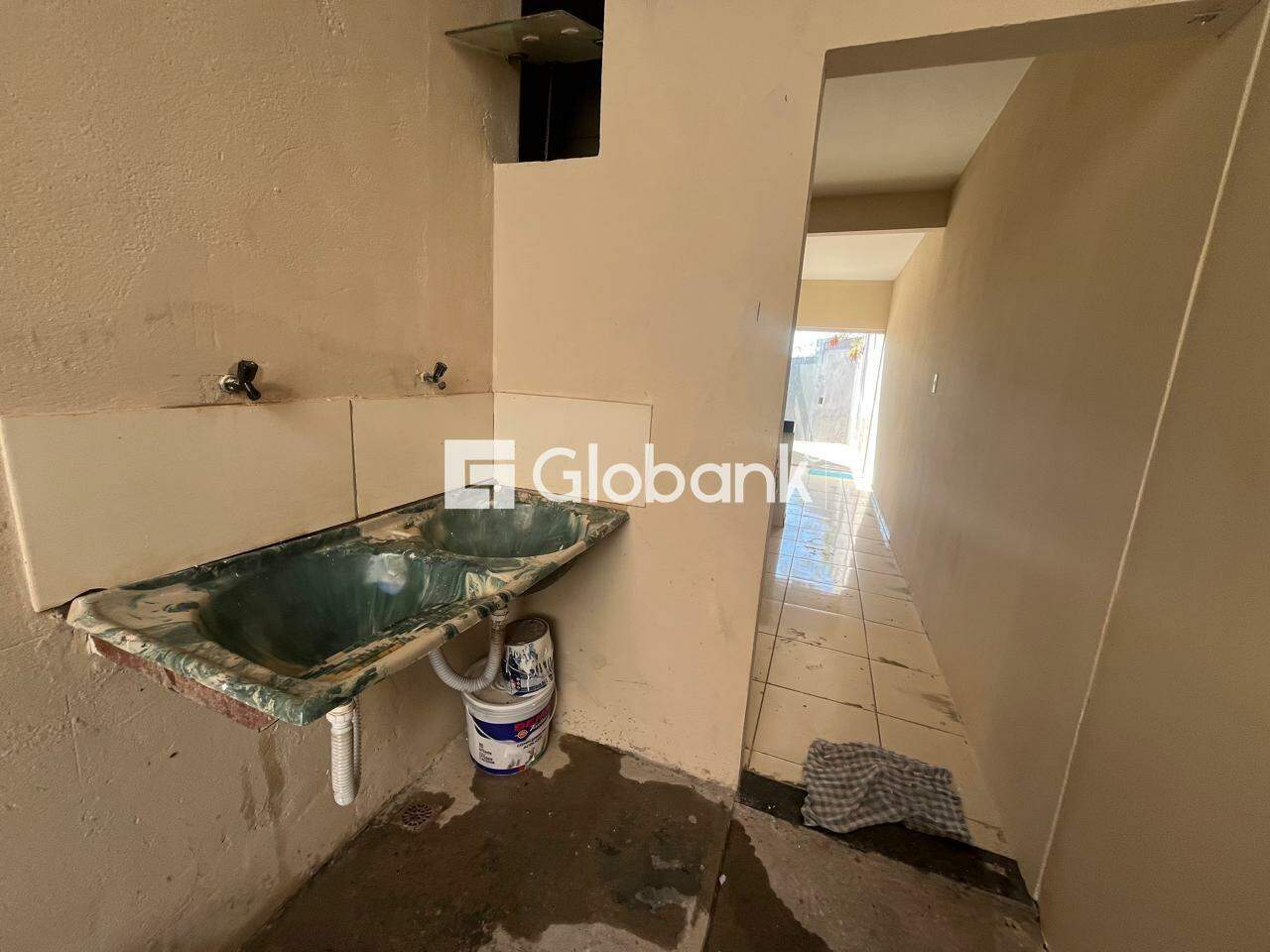 Casa 2 quartos à venda Santo Inácio 65m² Montes Claros MG: 