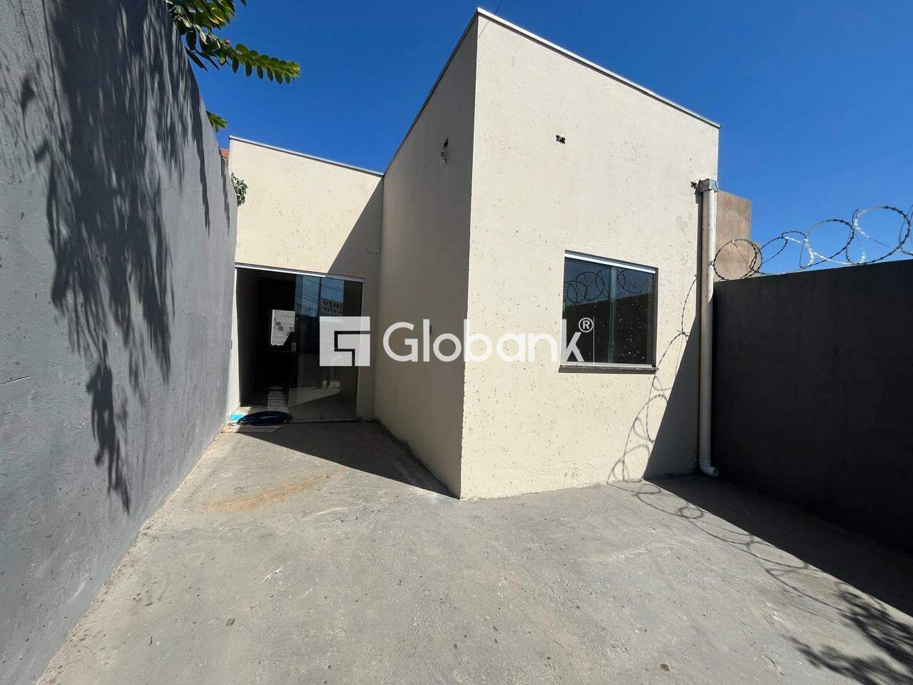 Casa 2 quartos à venda Santo Inácio 65m² Montes Claros MG: 