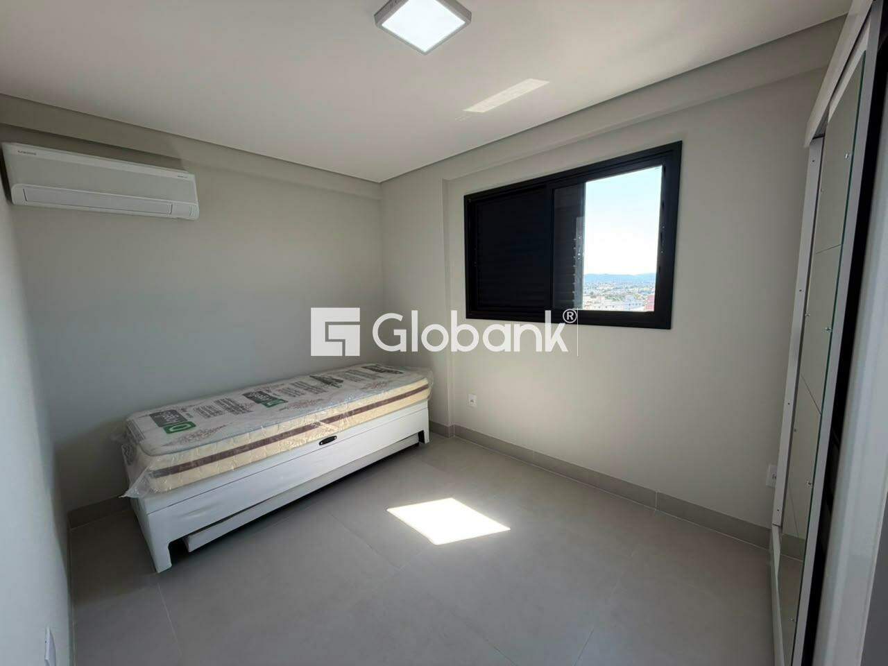Apartamento 3 quartos para aluguel Centro 90m² Montes Claros MG: Quarto
