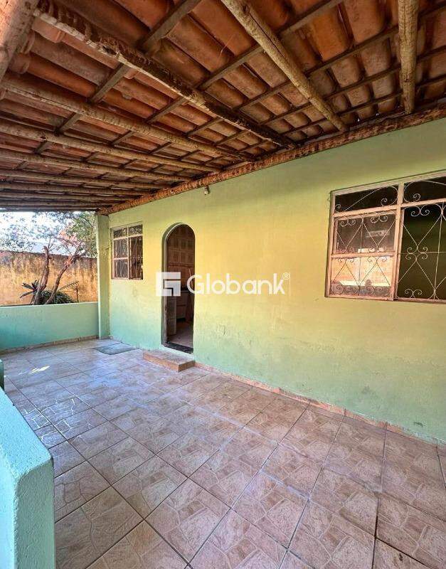 Casa 3 quartos à venda Carmelo 90m² Montes Claros MG: