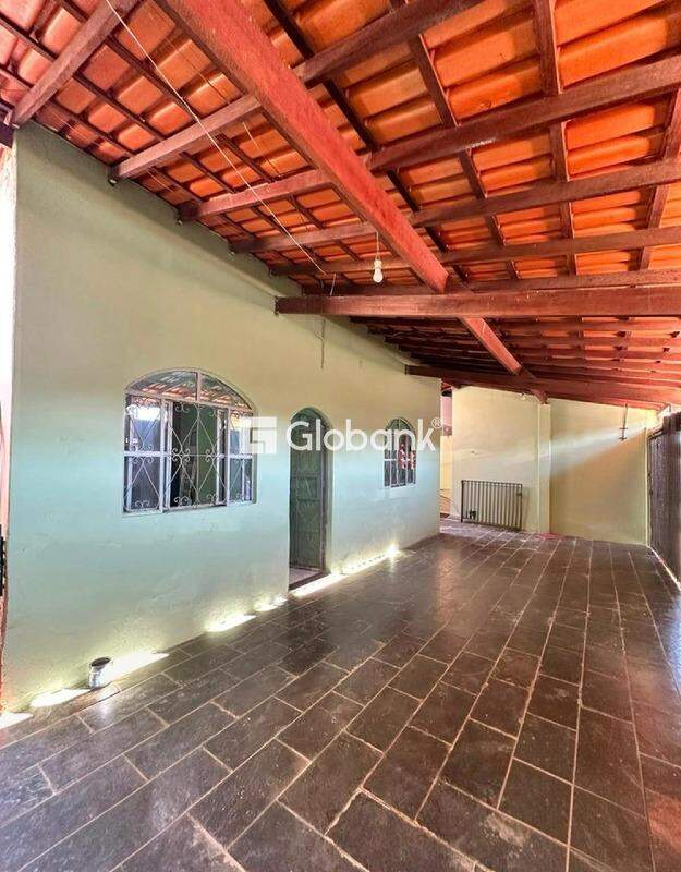 Casa 3 quartos à venda Carmelo 90m² Montes Claros MG: 