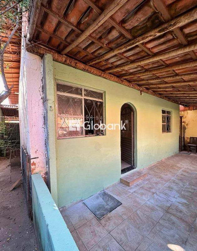 Casa 3 quartos à venda Carmelo 90m² Montes Claros MG: