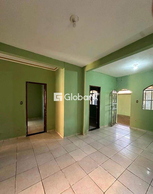 Casa 3 quartos à venda Carmelo 90m² Montes Claros MG:
