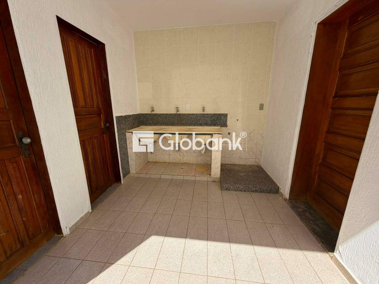 Casa 4 quartos para aluguel Todos os Santos 240m² Montes Claros MG:
