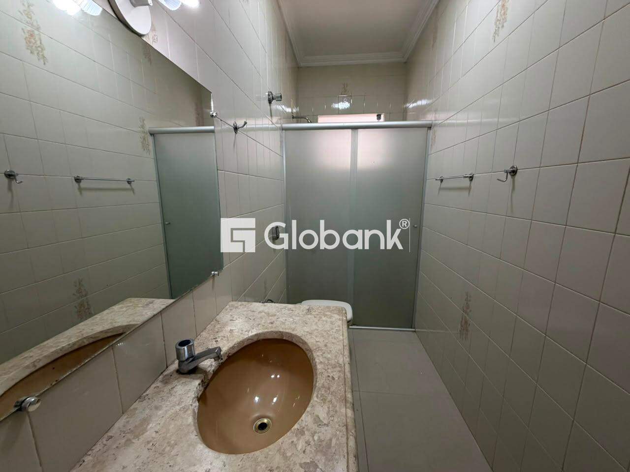 Casa 4 quartos para aluguel Todos os Santos 240m² Montes Claros MG: