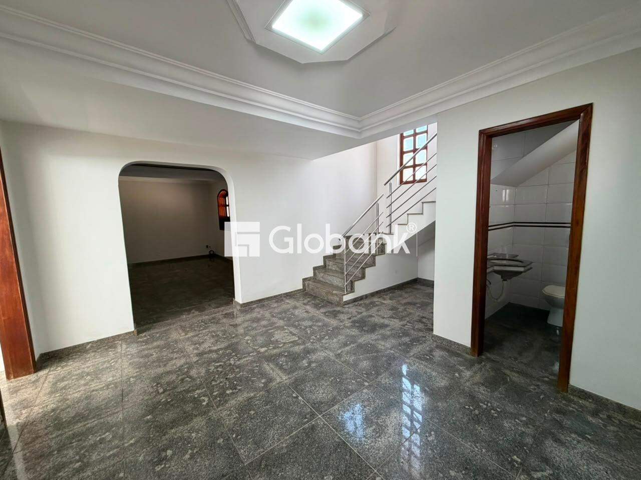 Casa 4 quartos para aluguel Todos os Santos 240m² Montes Claros MG: 