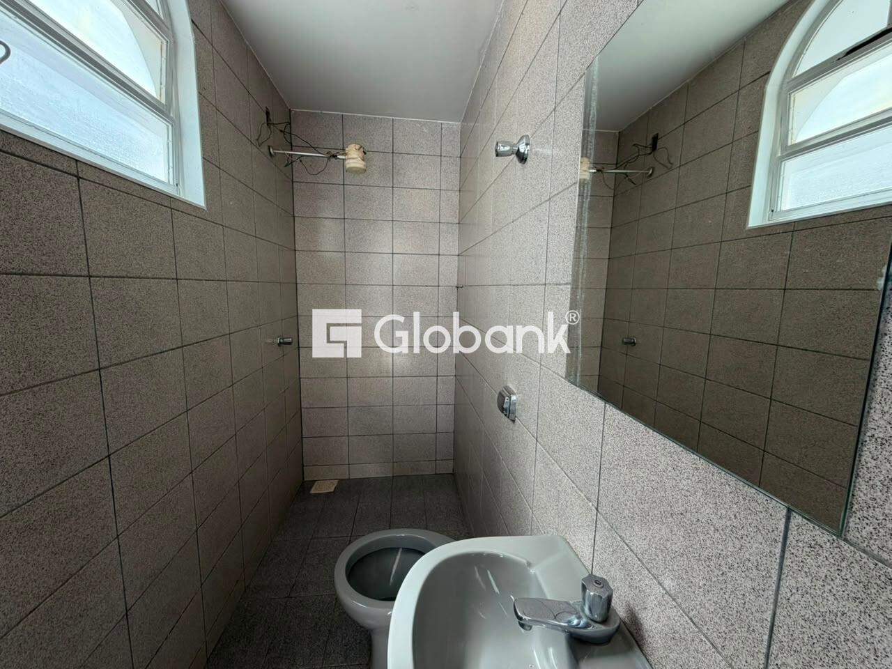 Casa 4 quartos para aluguel Todos os Santos 240m² Montes Claros MG: