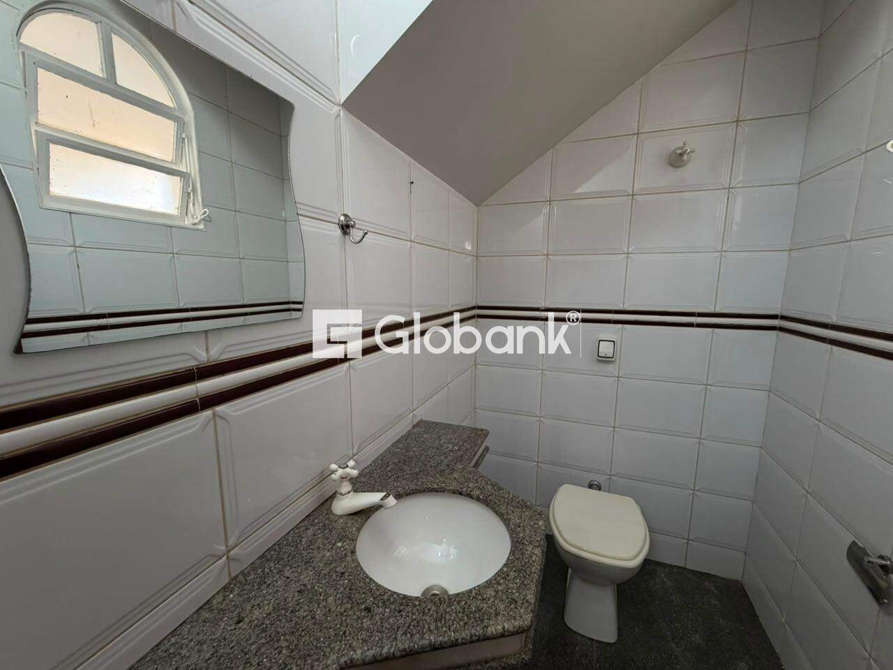 Casa 4 quartos para aluguel Todos os Santos 240m² Montes Claros MG:
