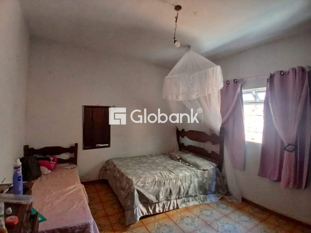 Casa 3 quartos à venda Amazonas 190m² Montes Claros MG: 