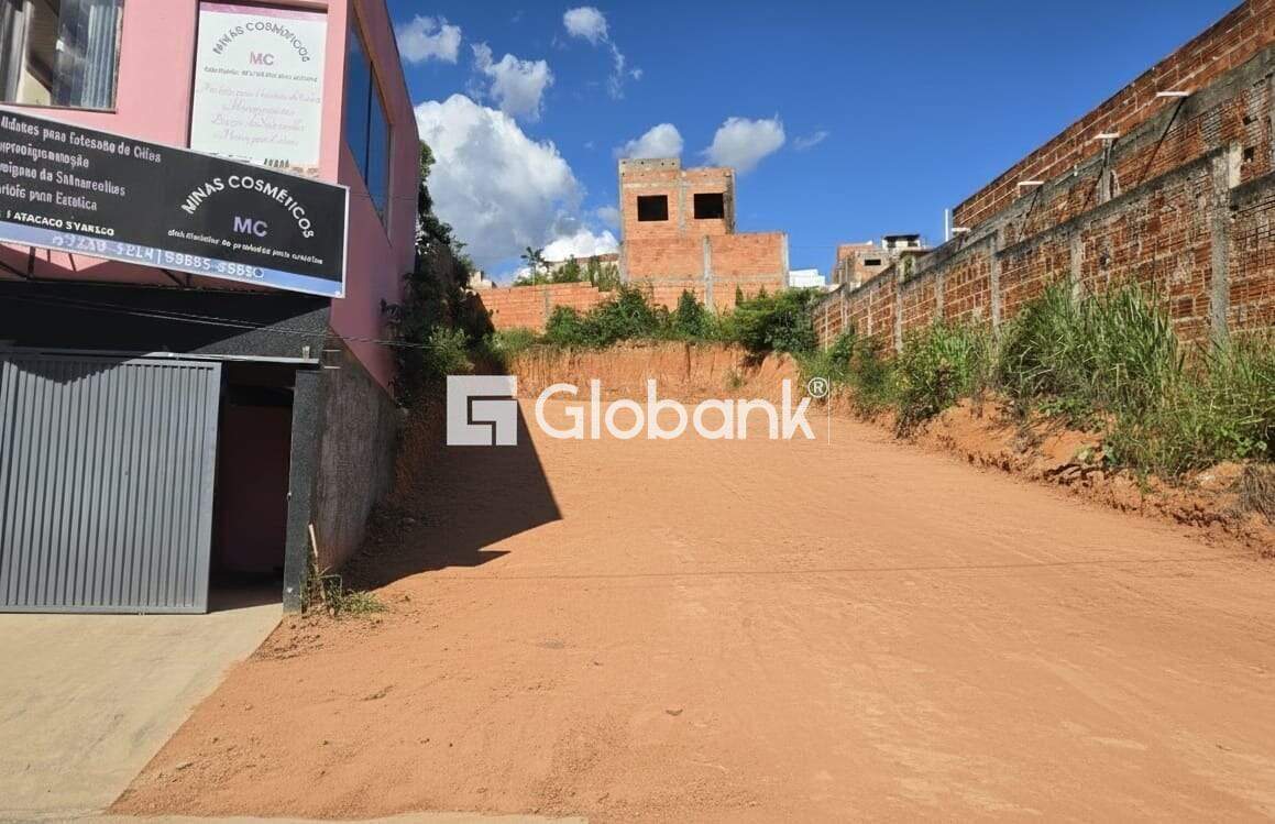 Terreno à venda Village do Lago I 360m² Montes Claros MG: