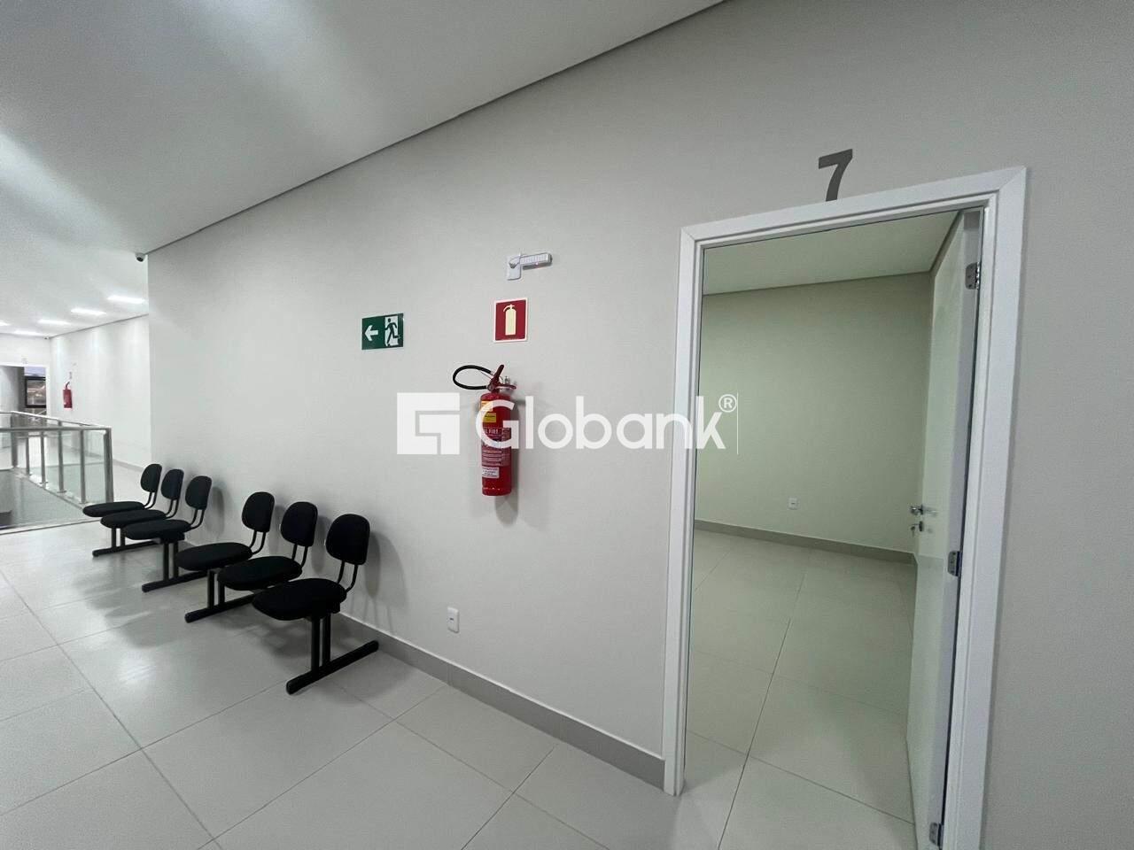 Sala comercial para aluguel Major Prates 35m² Montes Claros MG: 