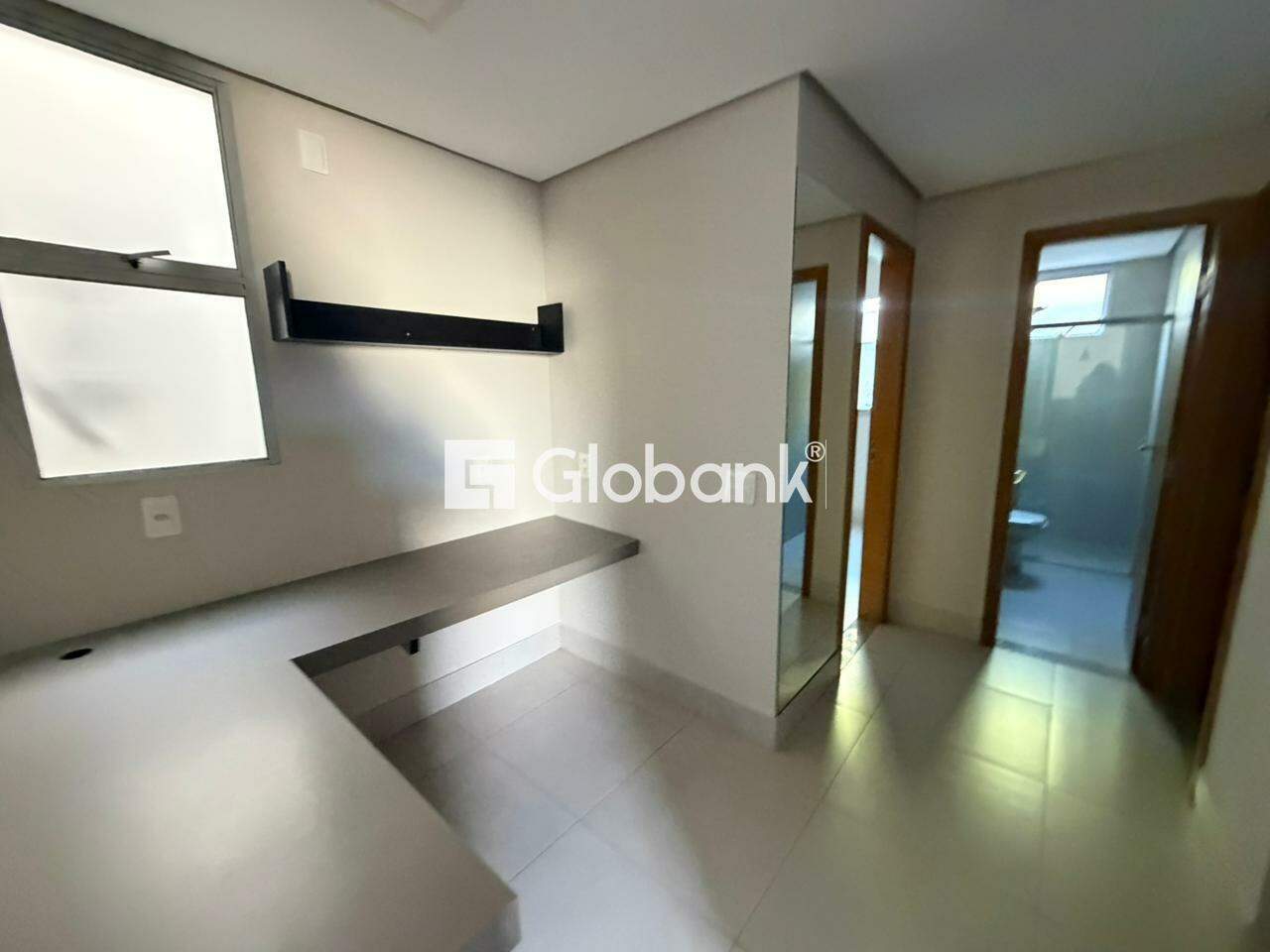 Apartamento 3 quartos para aluguel Ibituruna 110m² Montes Claros MG: 