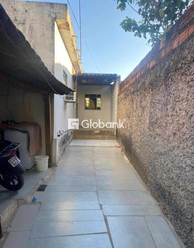 Casa 3 quartos à venda Dona Gregória 50m² Montes Claros MG: 