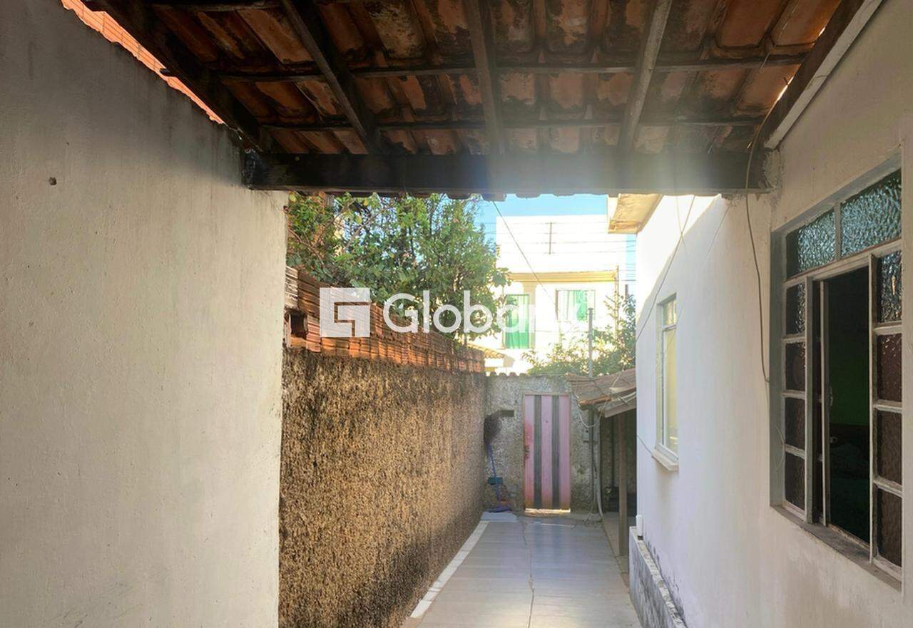 Casa 3 quartos à venda Dona Gregória 50m² Montes Claros MG: 