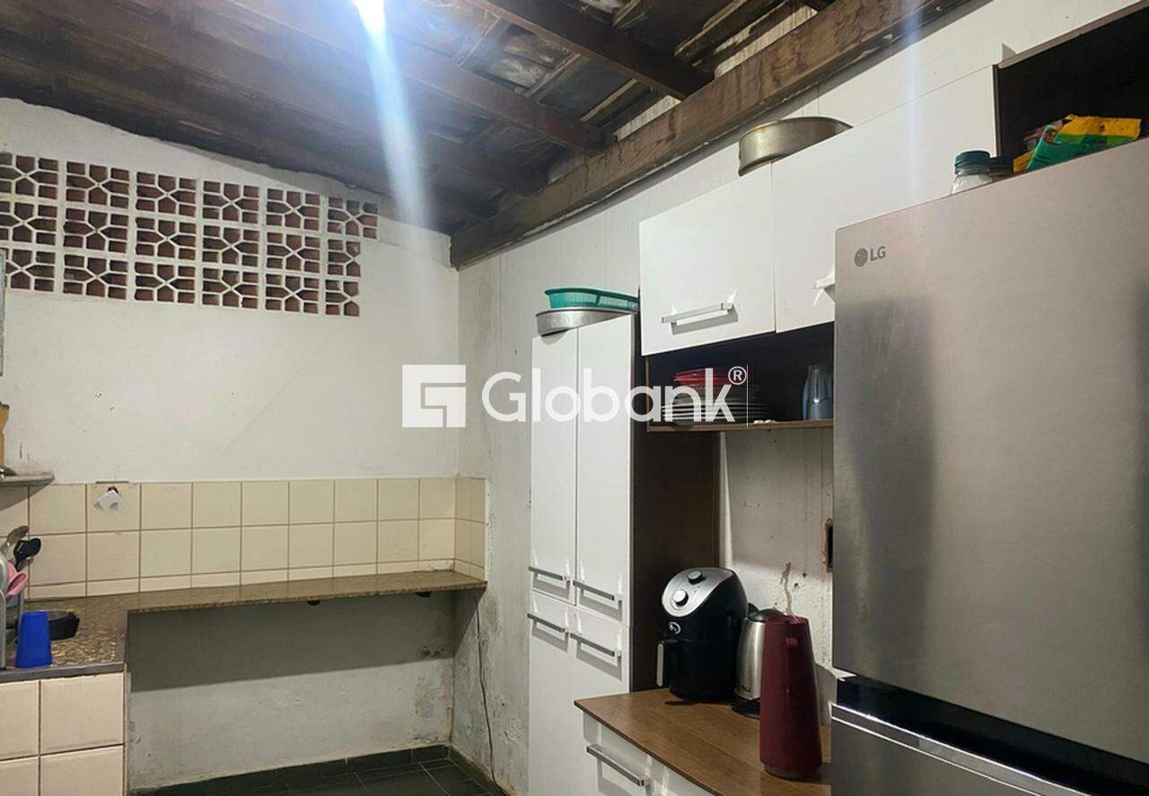 Casa 3 quartos à venda Dona Gregória 50m² Montes Claros MG: 