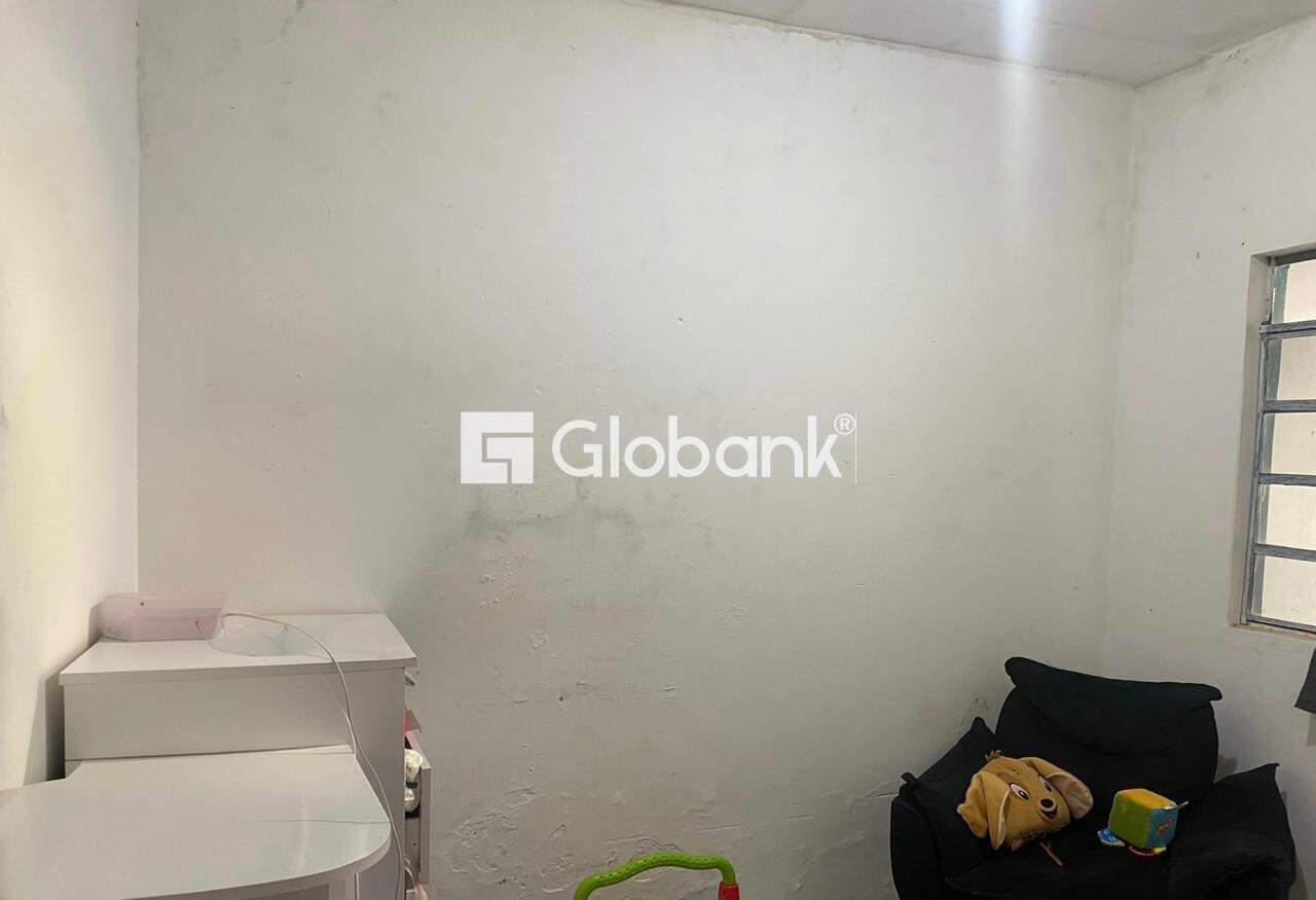 Casa 3 quartos à venda Dona Gregória 50m² Montes Claros MG: 
