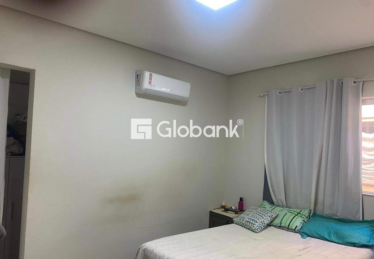 Casa 4 quartos à venda Residencial Parque Sul 312m² Montes Claros MG: 