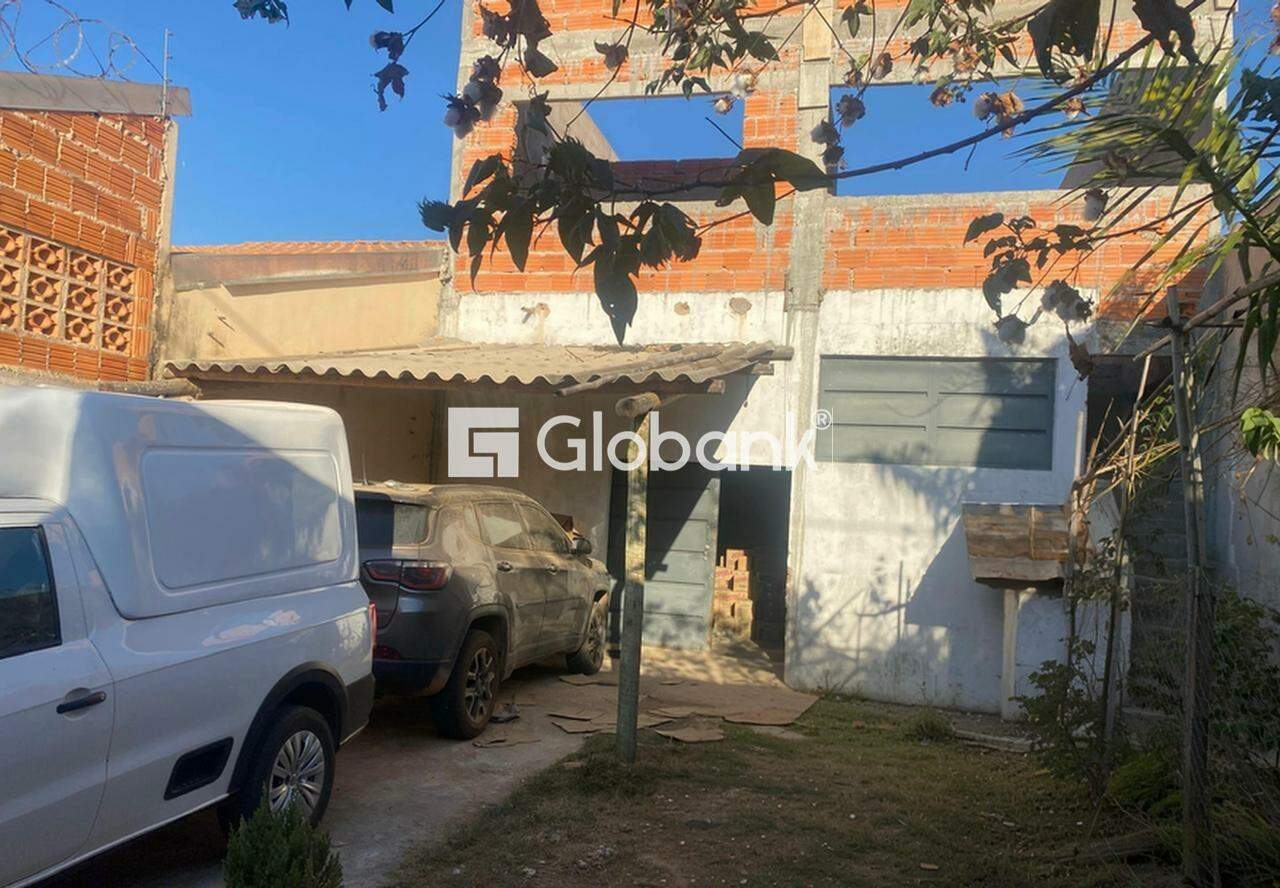 Casa 4 quartos à venda Residencial Parque Sul 312m² Montes Claros MG: 