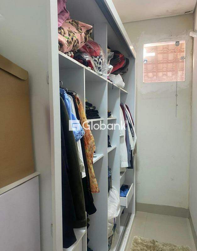 Casa 4 quartos à venda Residencial Parque Sul 312m² Montes Claros MG: 