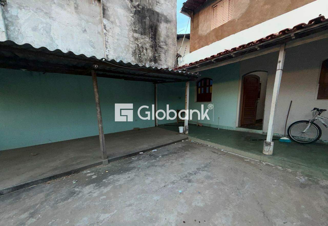 Casa 7 quartos à venda Santo Expedito 280m² Montes Claros MG: 