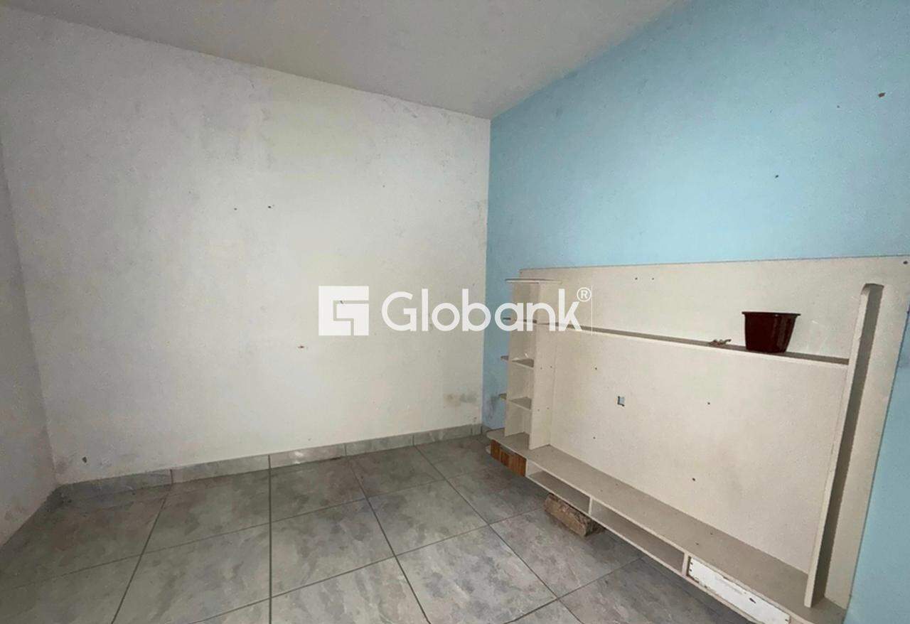 Casa 7 quartos à venda Santo Expedito 280m² Montes Claros MG: 