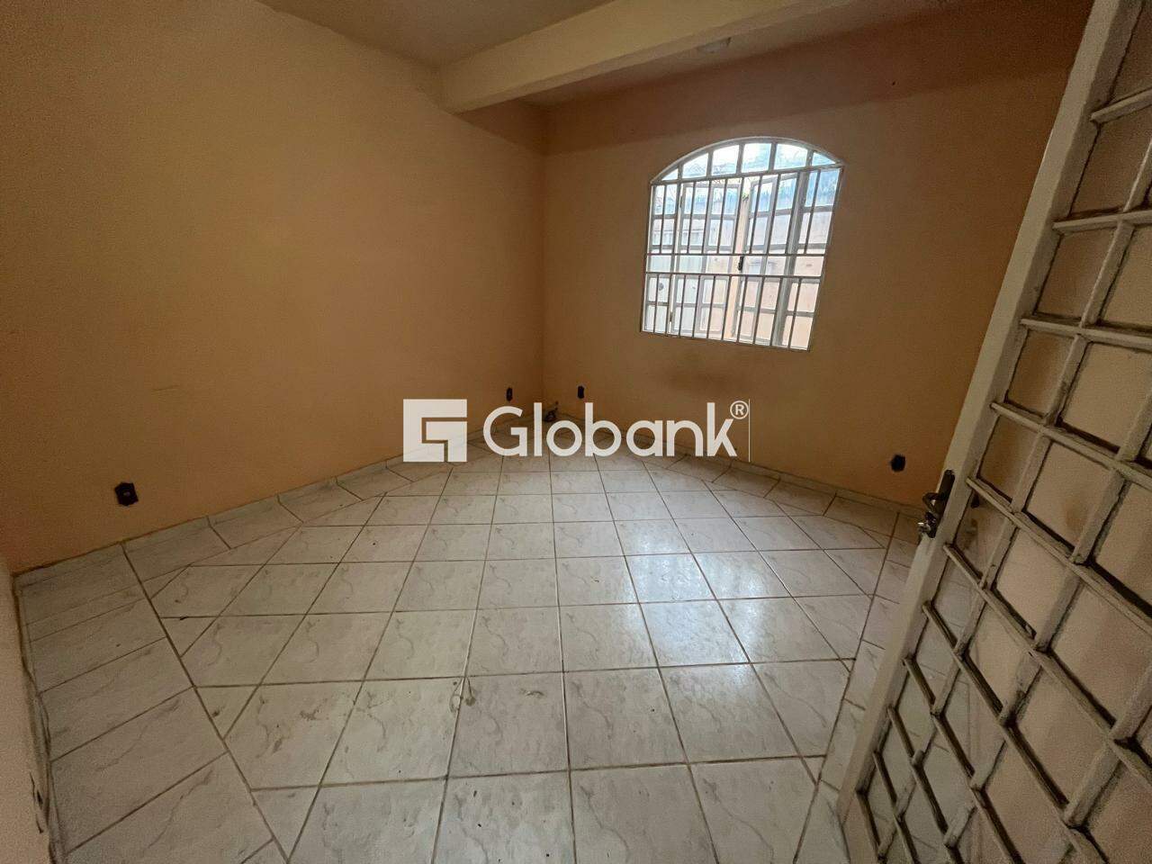 Casa 2 quartos para aluguel Centro 80m² Montes Claros MG: 