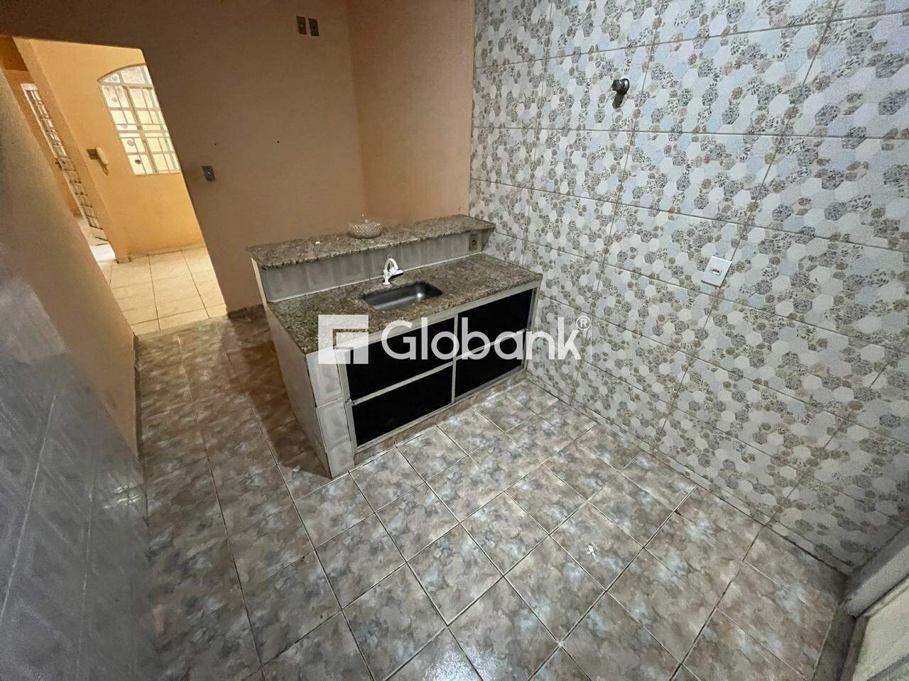 Casa 2 quartos para aluguel Centro 80m² Montes Claros MG: