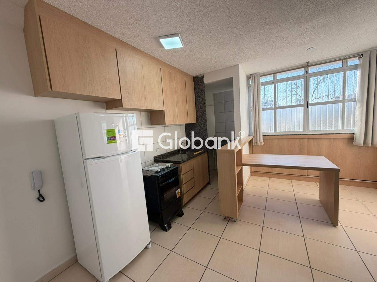 Apartamento 2 quartos para aluguel Planalto 50m² Montes Claros MG: 