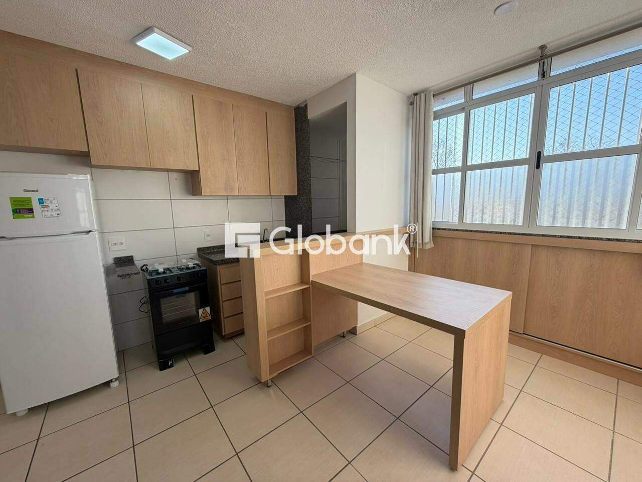 Apartamento 2 quartos para aluguel Planalto 50m² Montes Claros MG: 