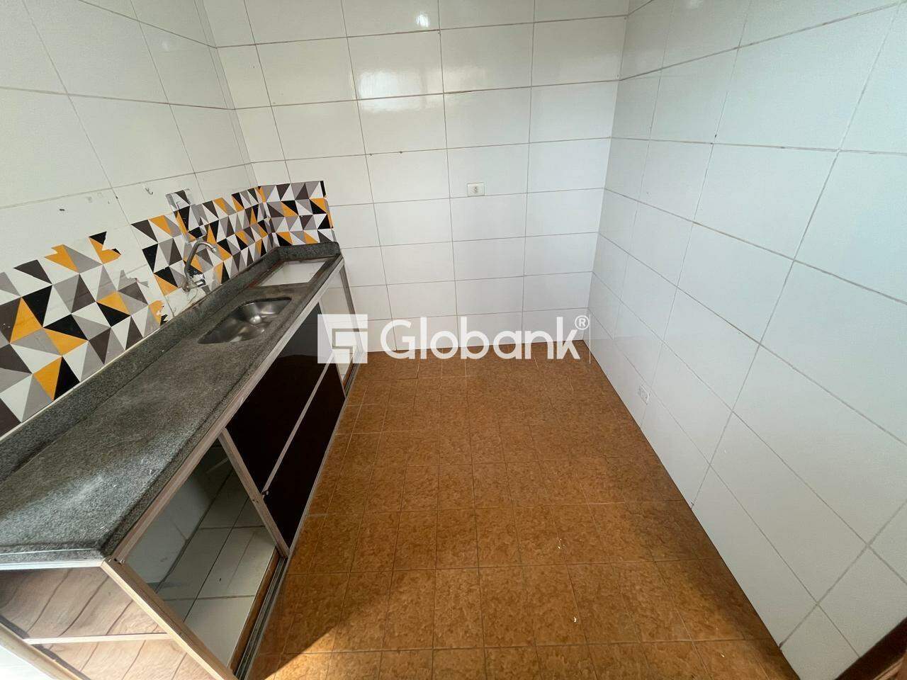 Casa 3 quartos para aluguel Cândida Câmara 120m² Montes Claros MG: 