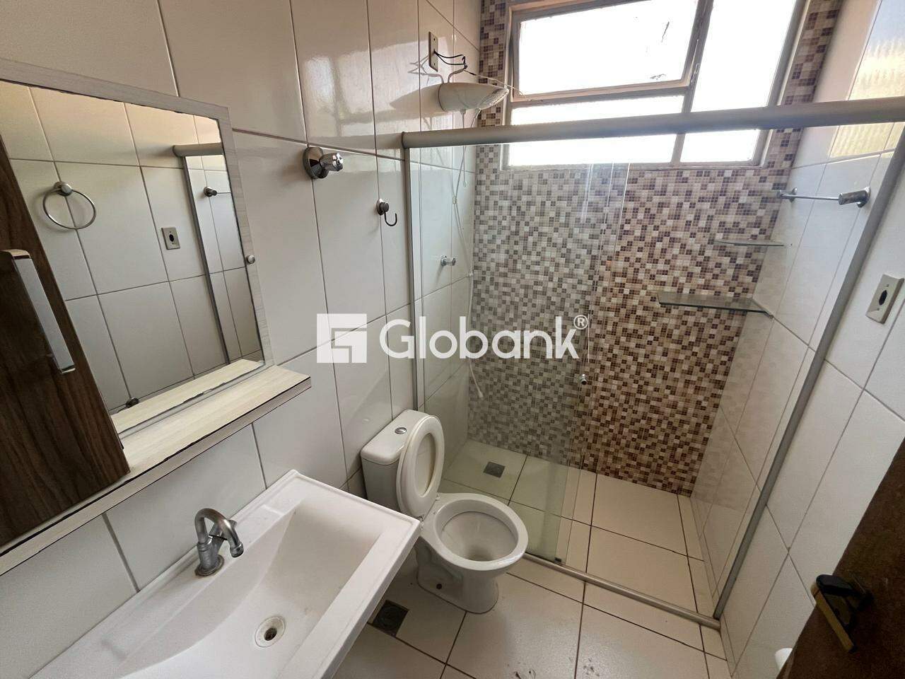 Casa 3 quartos para aluguel Cândida Câmara 120m² Montes Claros MG: 