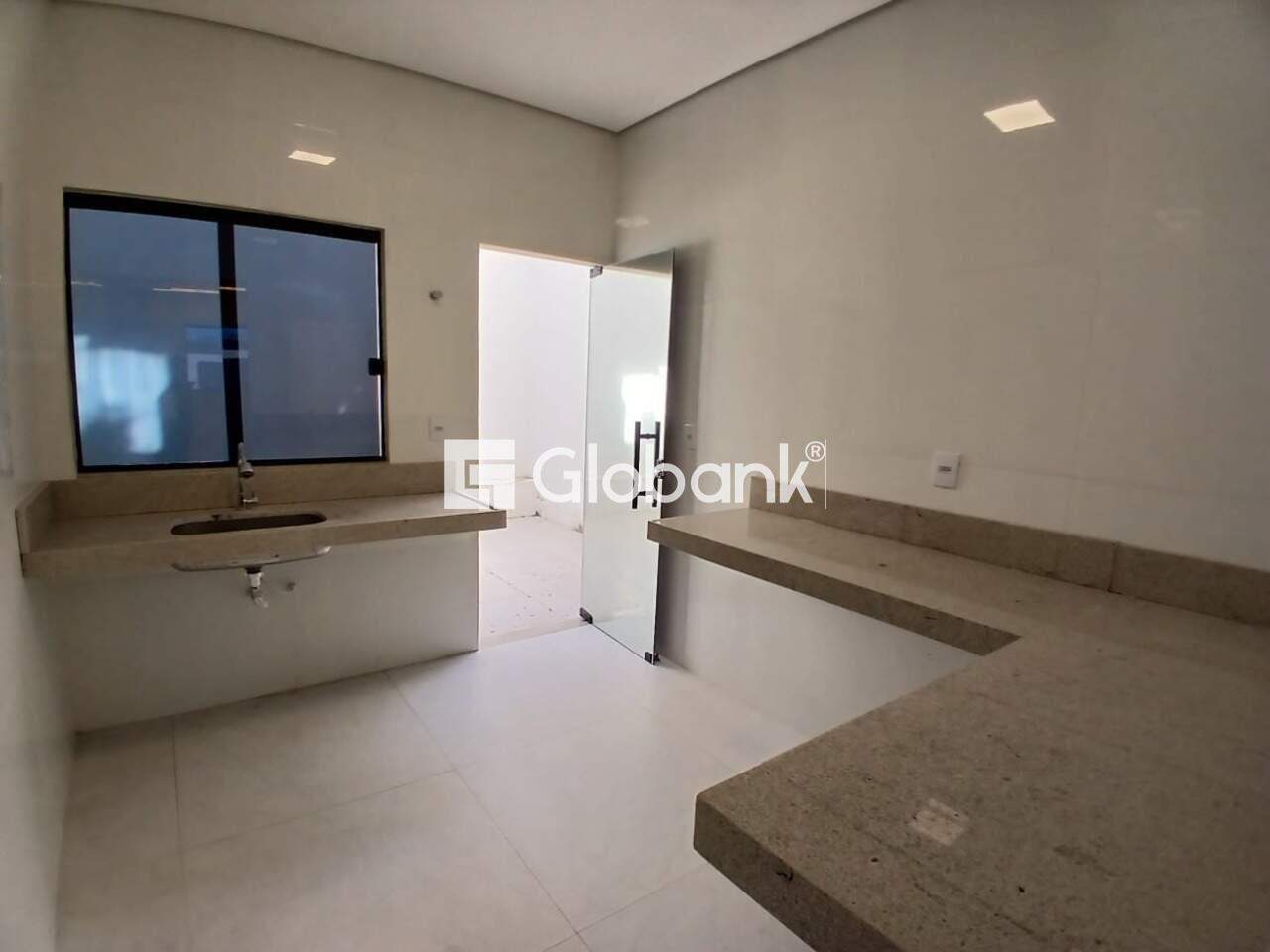 Casa 3 quartos para aluguel Mirante do Sol 100m² Montes Claros MG: 