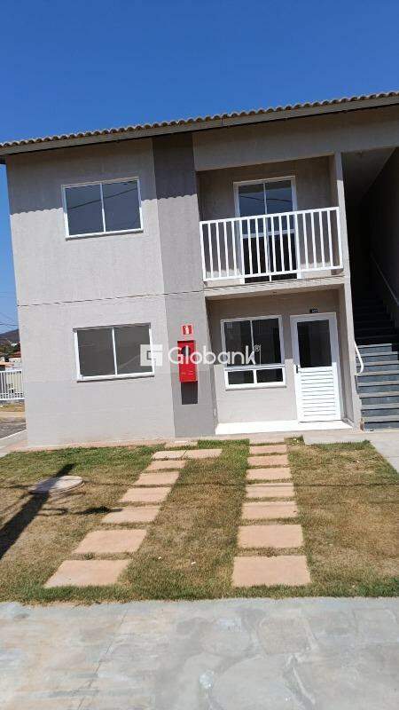 Apartamento 2 quartos para aluguel Santo Inácio 47m² Montes Claros MG: 