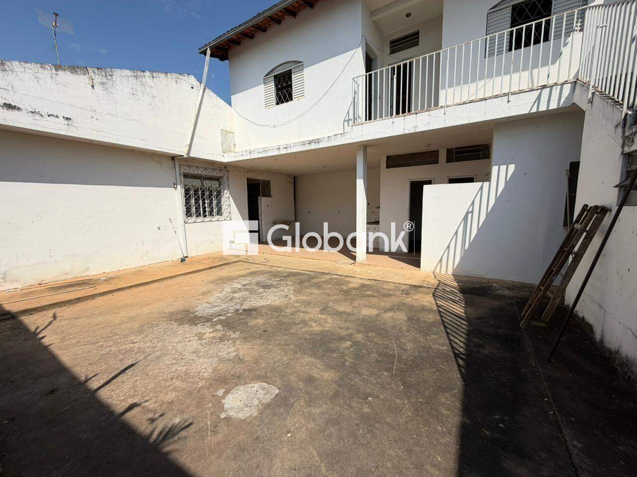 Casa 5 quartos para aluguel Cidade Santa Maria 180m² Montes Claros MG: