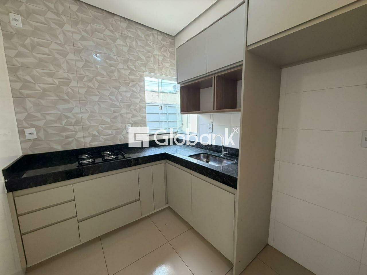Casa 2 quartos para aluguel Novo Delfino 80m² Montes Claros MG: 