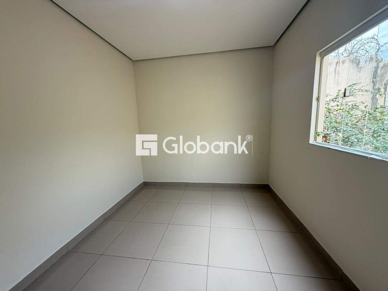Casa 2 quartos para aluguel Novo Delfino 80m² Montes Claros MG: