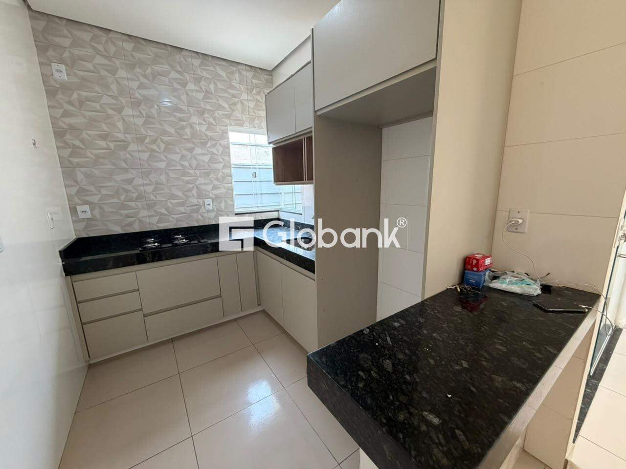Casa 2 quartos para aluguel Novo Delfino 80m² Montes Claros MG: