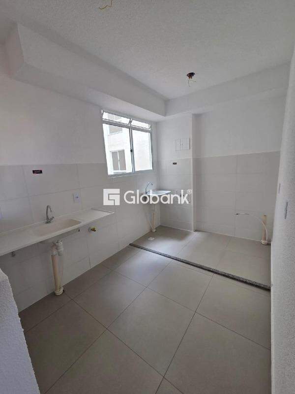 Apartamento 2 quartos para aluguel Belvedere 45m² Montes Claros MG: