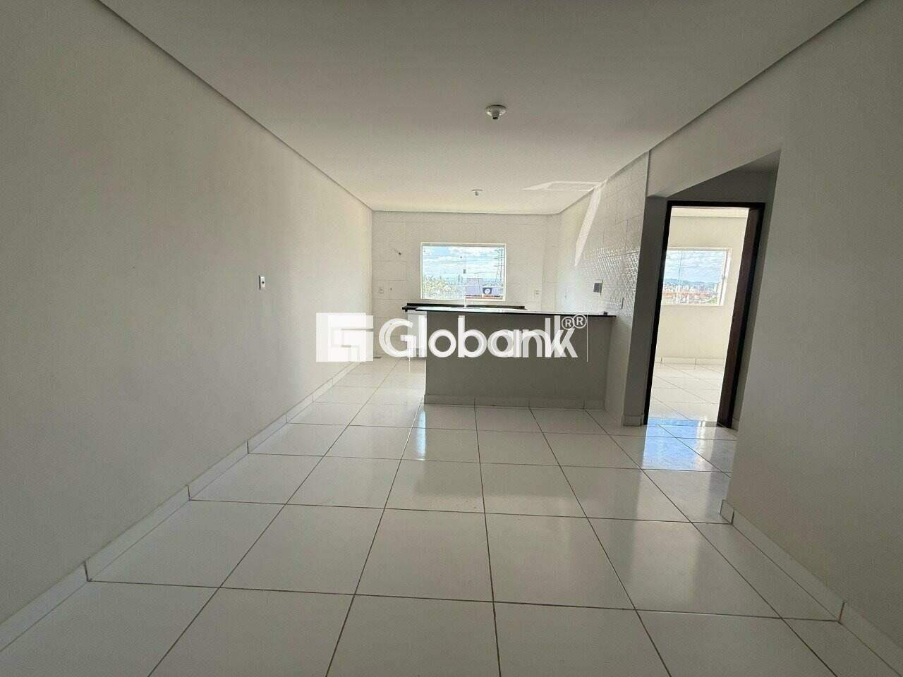 Apartamento 2 quartos para aluguel Vila Mauricéia 60m² Montes Claros MG: Sala