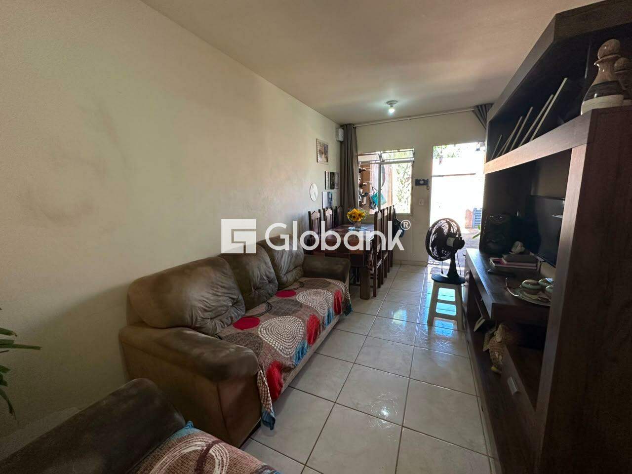 Casa 3 quartos para aluguel Loteamento Novo Jaraguá 90m² Montes Claros MG: