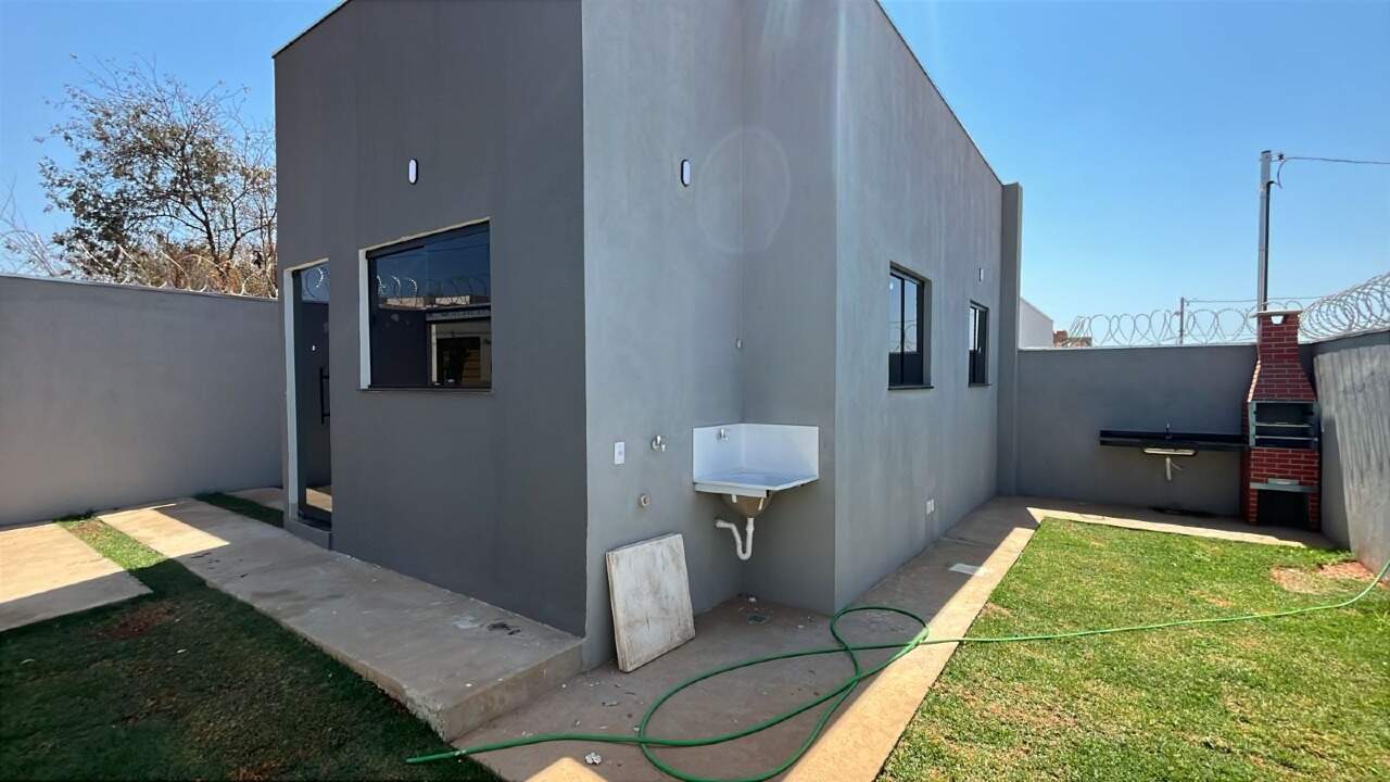 Casa 2 quartos à venda Loteamento Novo Primavera 47,58m² Montes Claros MG: 
