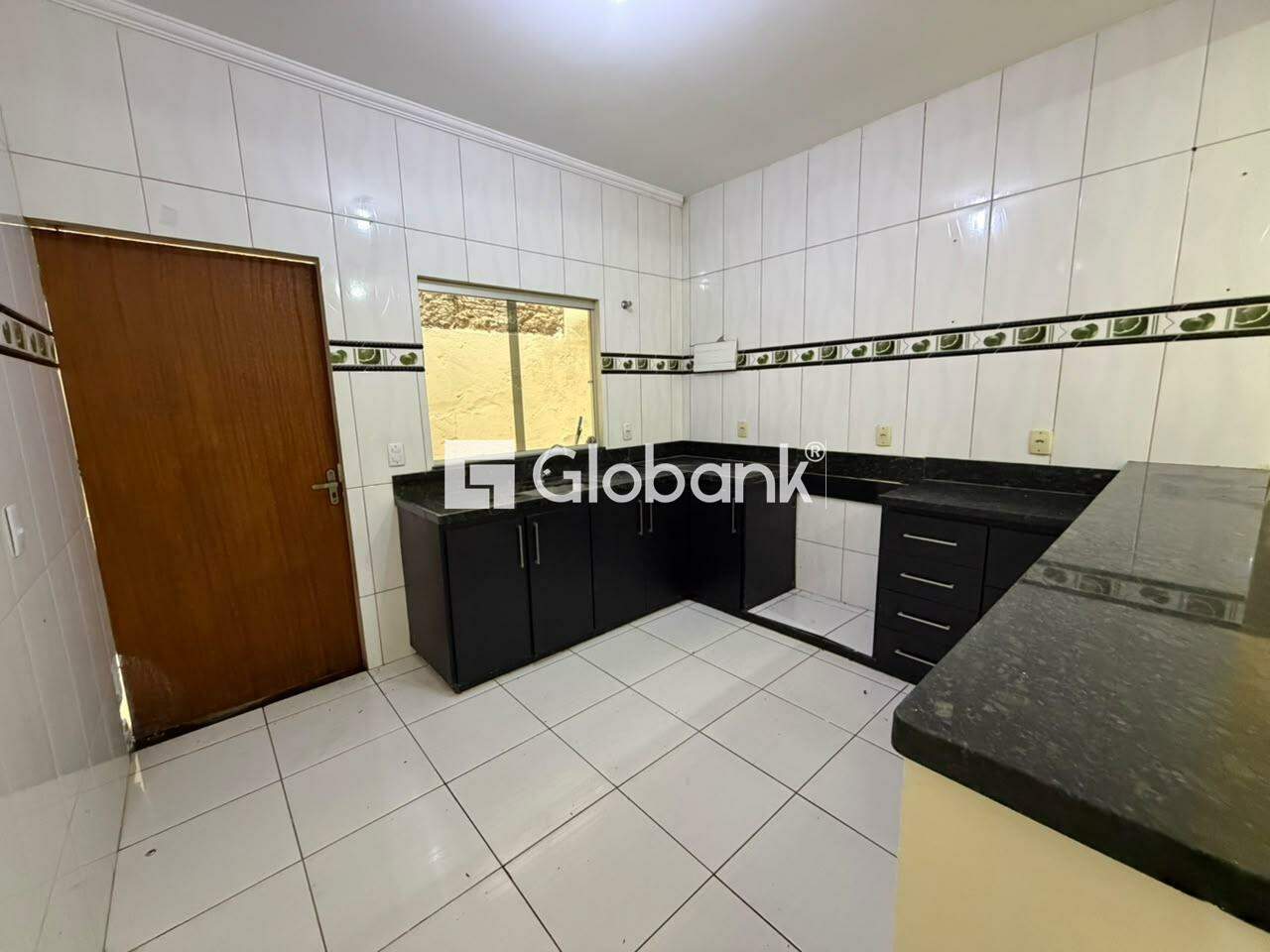 Casa 3 quartos para aluguel Conjunto Cristo Rei 110m² Montes Claros MG: