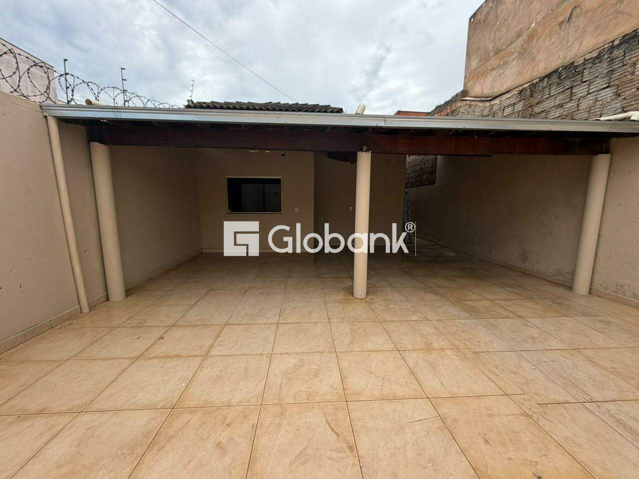 Casa 3 quartos para aluguel Conjunto Cristo Rei 110m² Montes Claros MG: