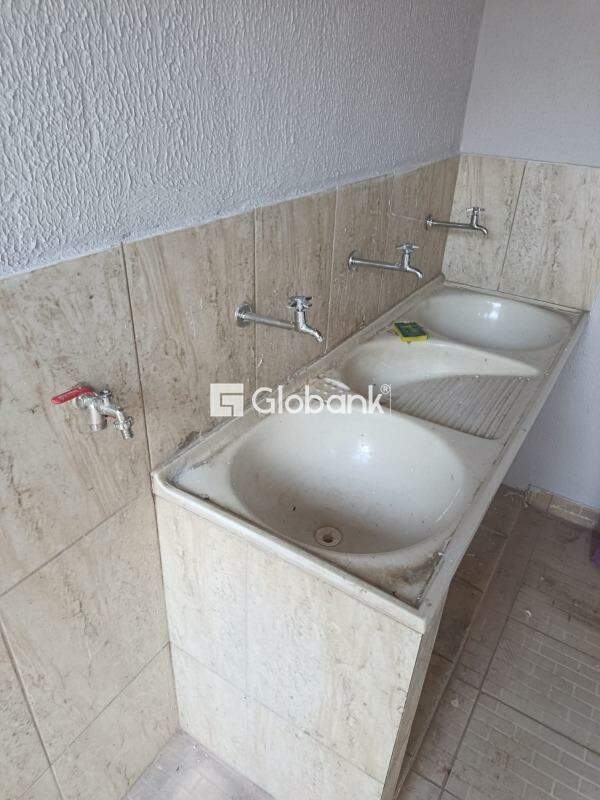 Casa 3 quartos à venda Planalto 150m² Montes Claros MG: 
