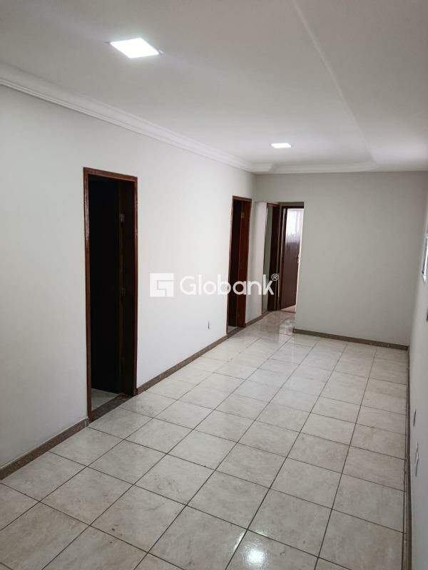Casa 3 quartos à venda Planalto 150m² Montes Claros MG: 